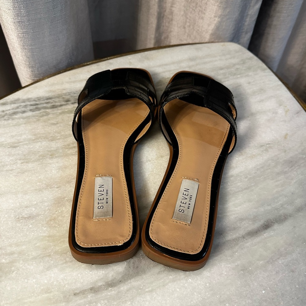 Steven By Steve Madden Black Croc-Embossed Slide Sandal - Picture 4 of 7